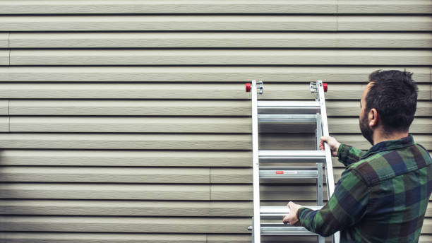 How To Choose The Right Materials for Your Siding Installation in 'South Apopka, FL